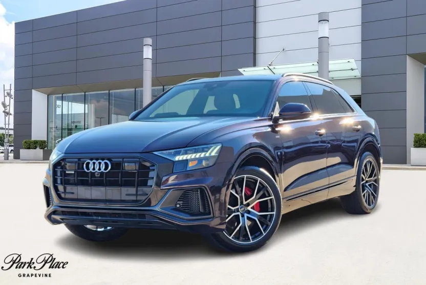 2020 Audi Q8 55 Prestige photo 1