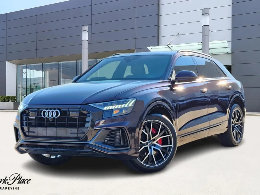 2020 Audi Q8 55 Prestige photo 1