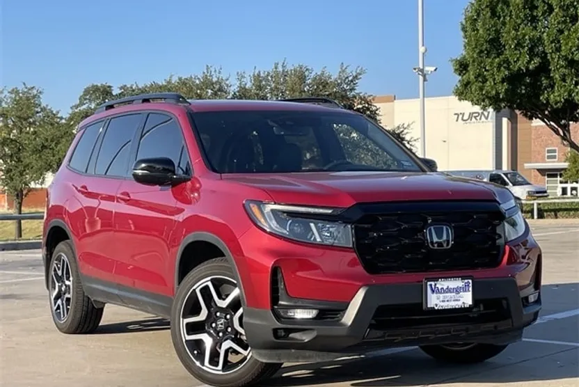 2023 Honda Passport Elite photo 1