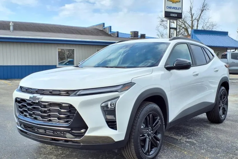 2025 Chevrolet Trax ACTIV photo 1