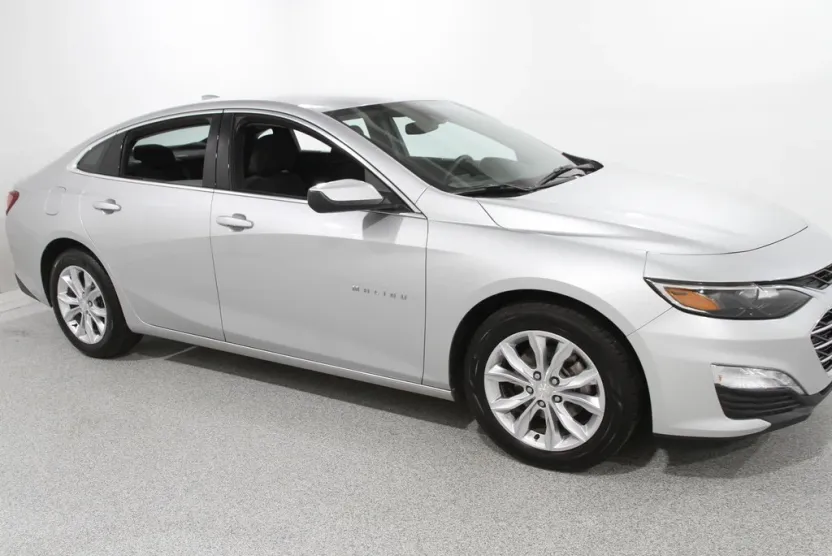 2020 Chevrolet Malibu 1LT photo 1