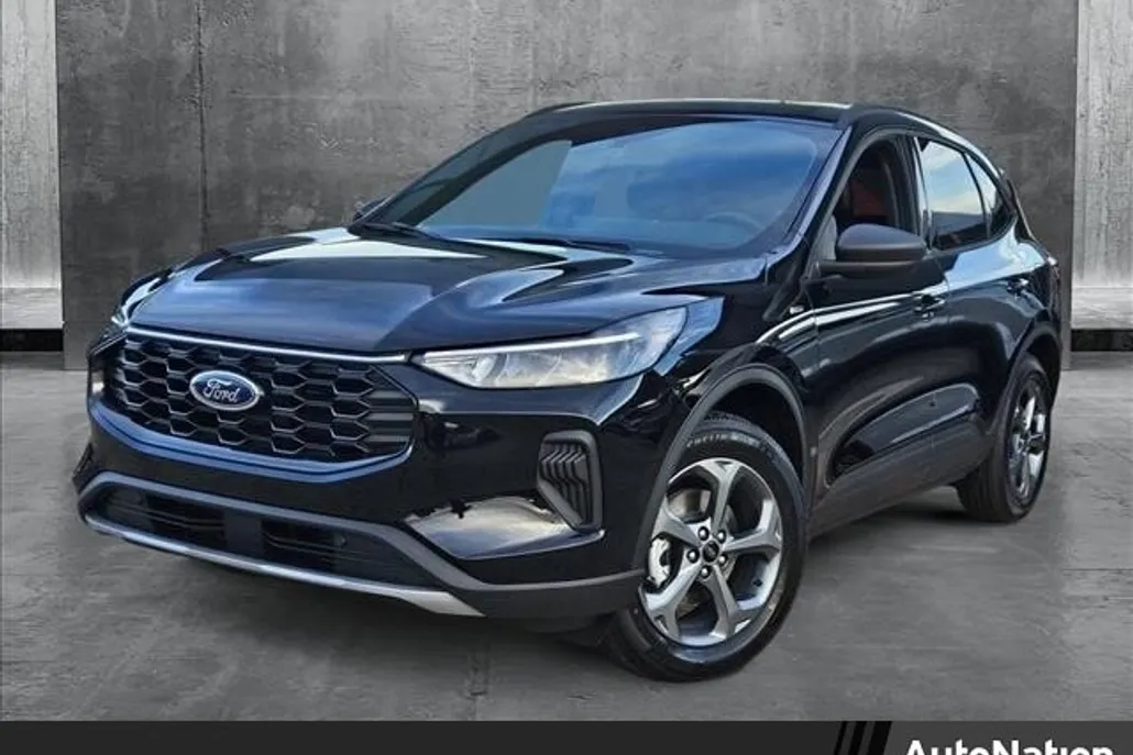 2025 Ford Escape ST-Line photo 1