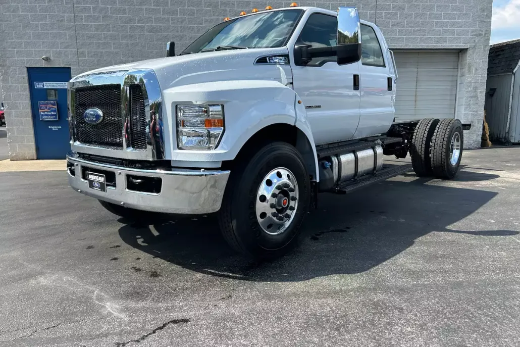 2026 Ford F-650 photo 1