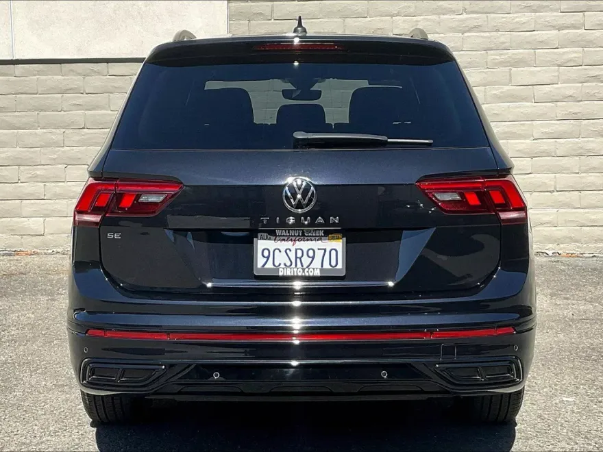 2022 Volkswagen Tiguan SE R-Line Black photo 1