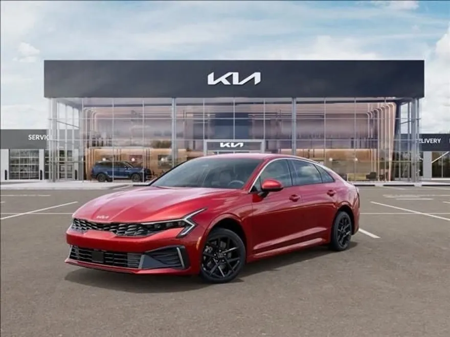 2025 Kia K5 LXS photo 1