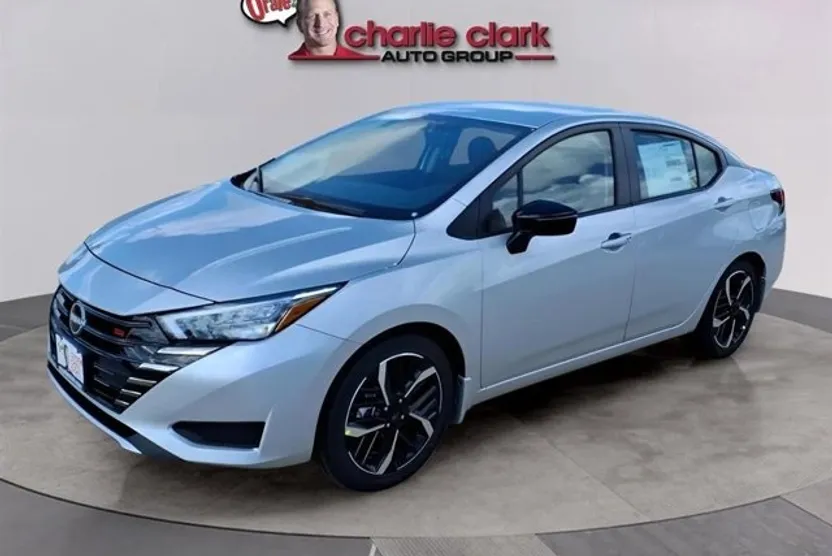 2025 Nissan Versa S photo 1