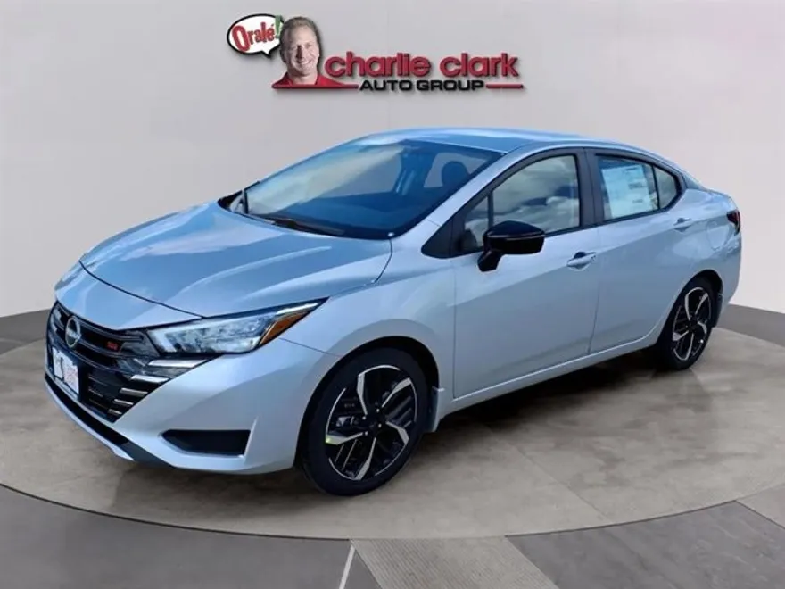 2025 Nissan Versa S photo 1