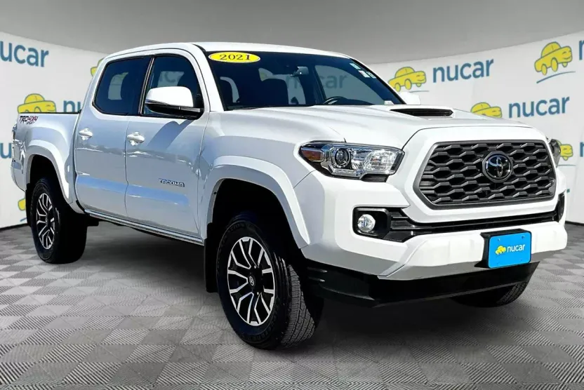 2021 Toyota Tacoma TRD Sport photo 1