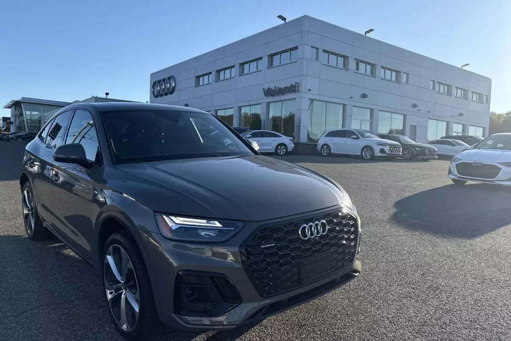 2023 Audi Q5 S line Premium Plus photo 1