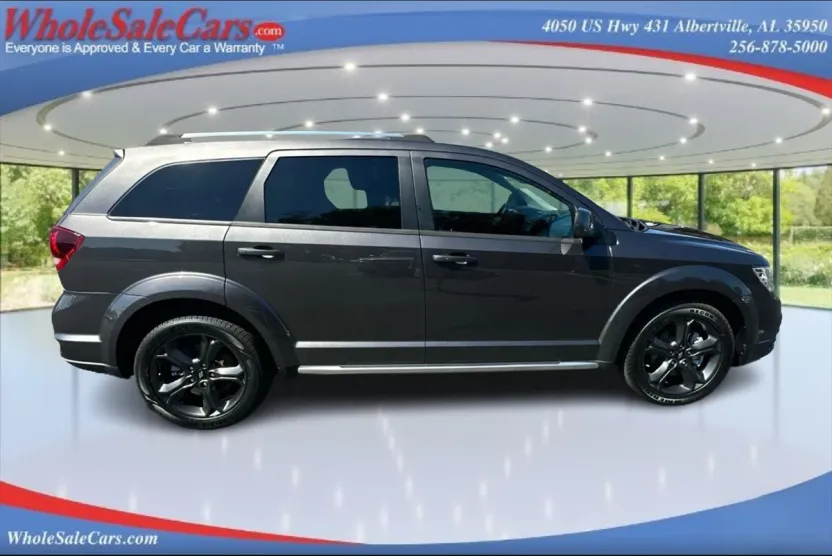 2020 Dodge Journey Crossroad photo 1