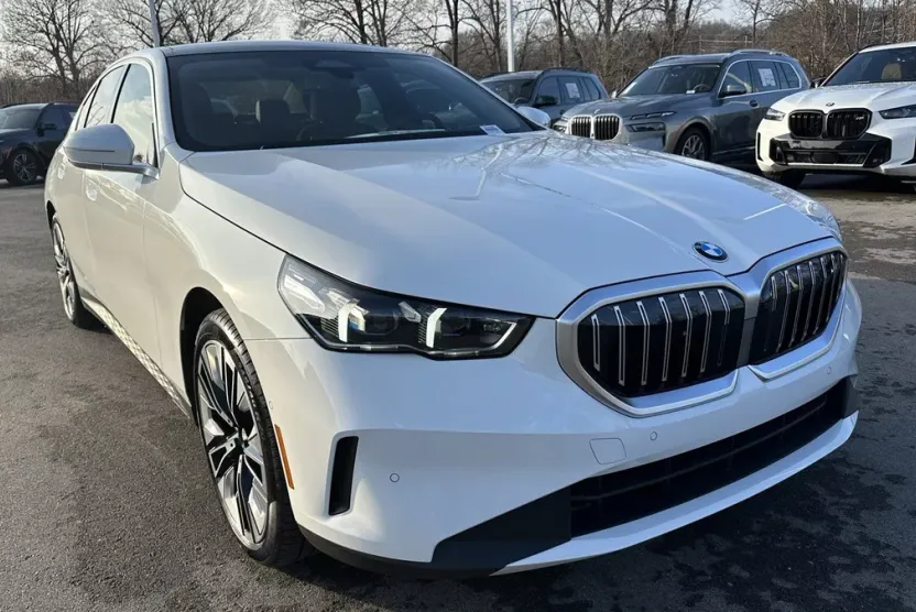 2025 Bmw 530i xDrive photo 1