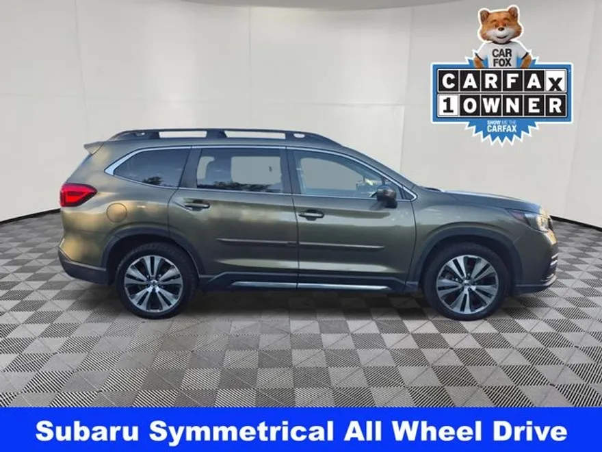 2022 Subaru Ascent Limited photo 1