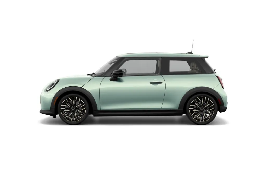 2026 Mini Cooper 2 Door Iconic Coupe photo 1