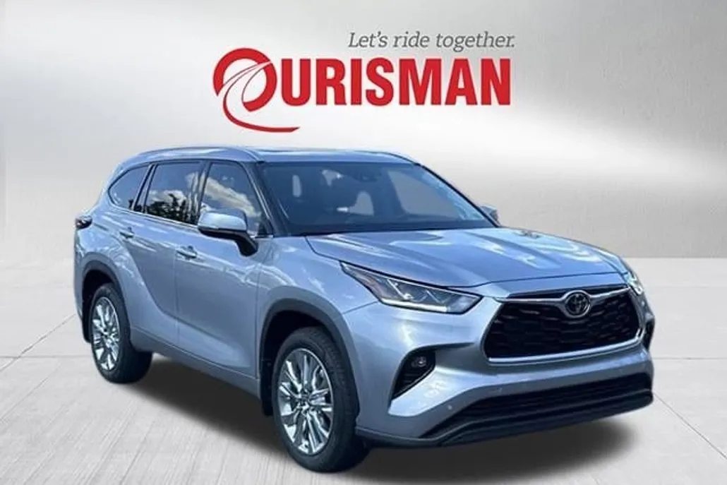 2024 Toyota Highlander Limited photo 1