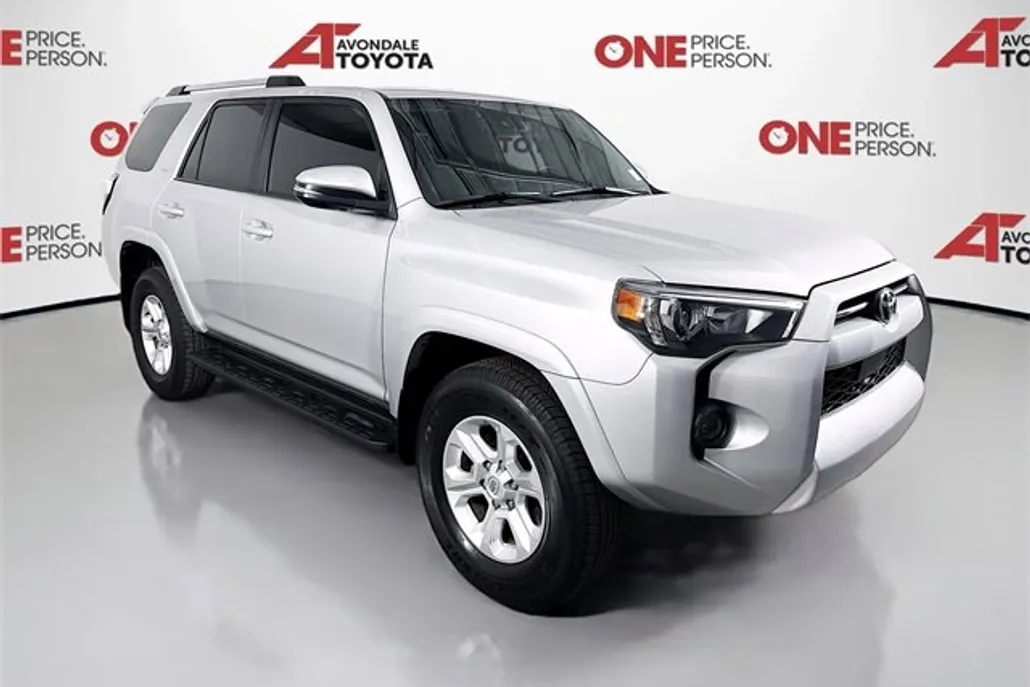 2024 Toyota 4Runner SR5 Premium photo 1