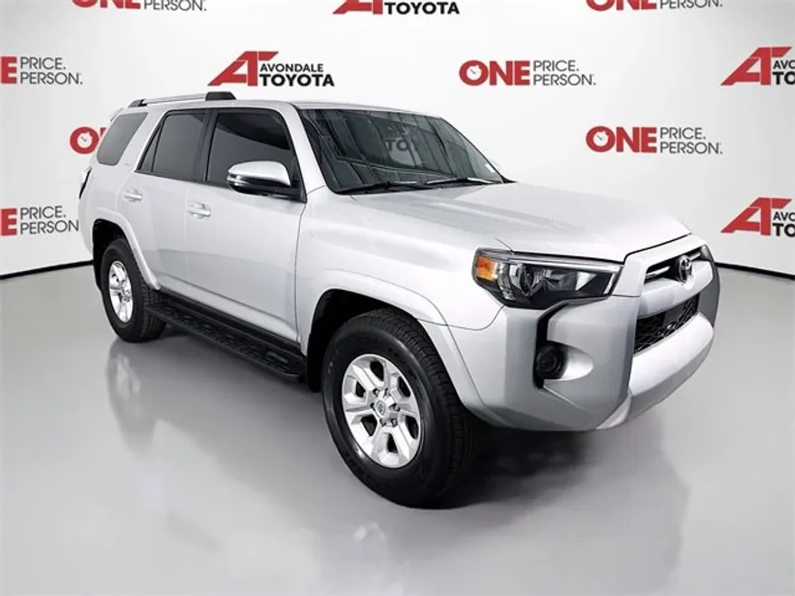 2024 Toyota 4Runner SR5 Premium photo 1