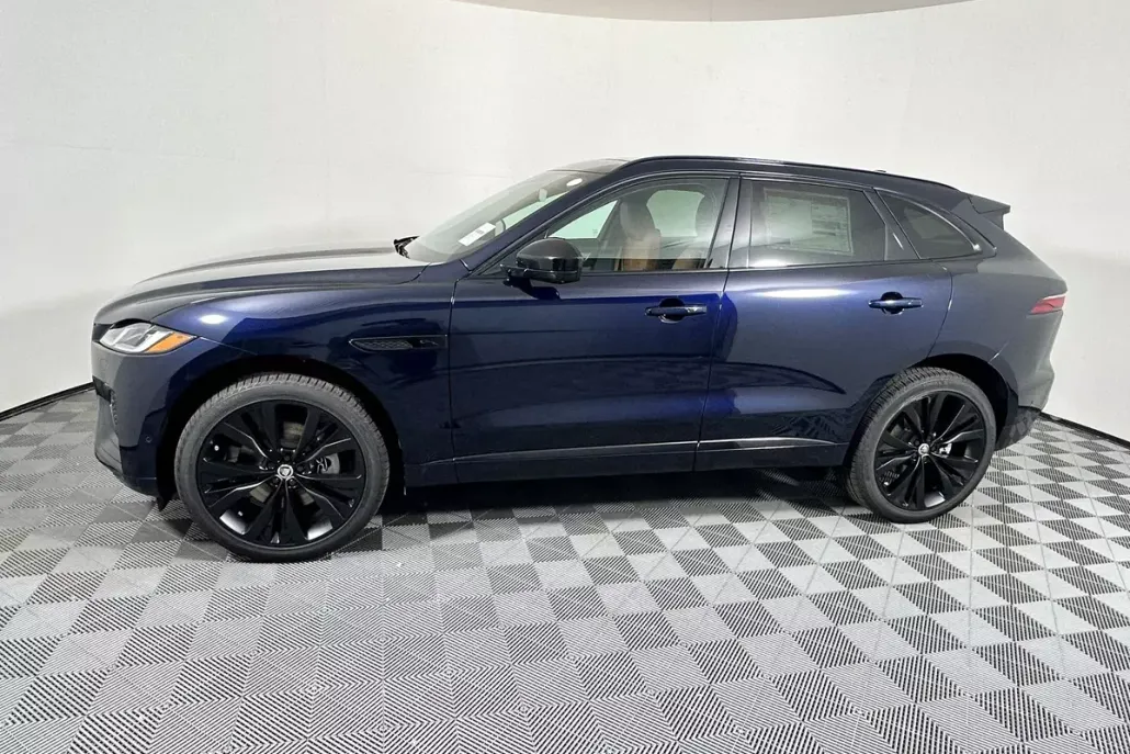 2026 Jaguar F-PACE P250 R-Dynamic S photo 1