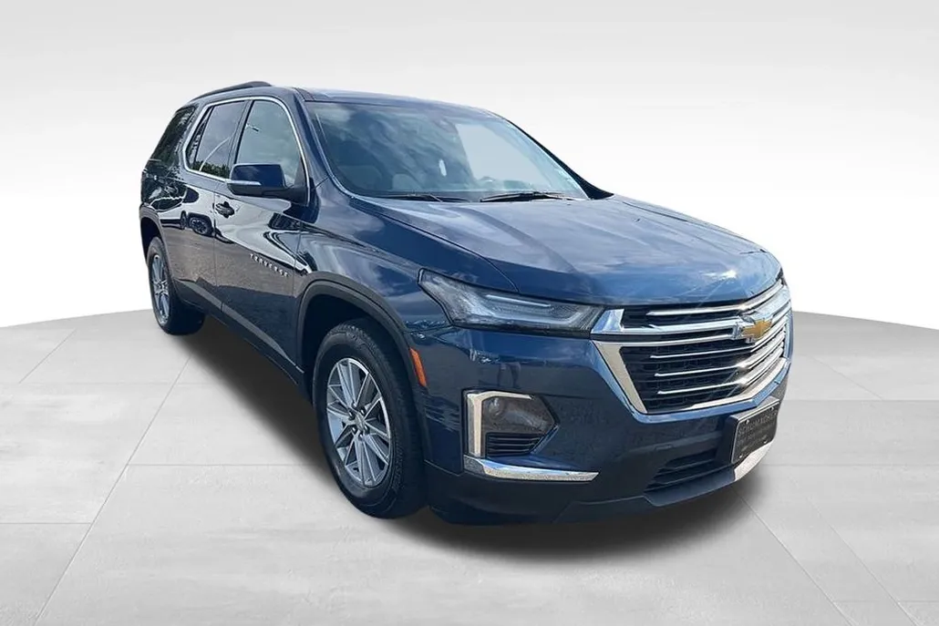 2023 Chevrolet Traverse Cloth 1LT photo 1