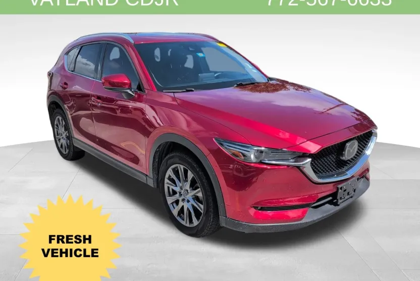 2020 Mazda CX-5 Signature photo 1