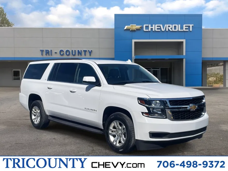 2020 Chevrolet Suburban LT photo 1