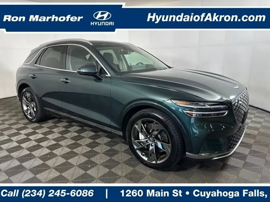 2024 Genesis Electrified GV70 Prestige photo 1
