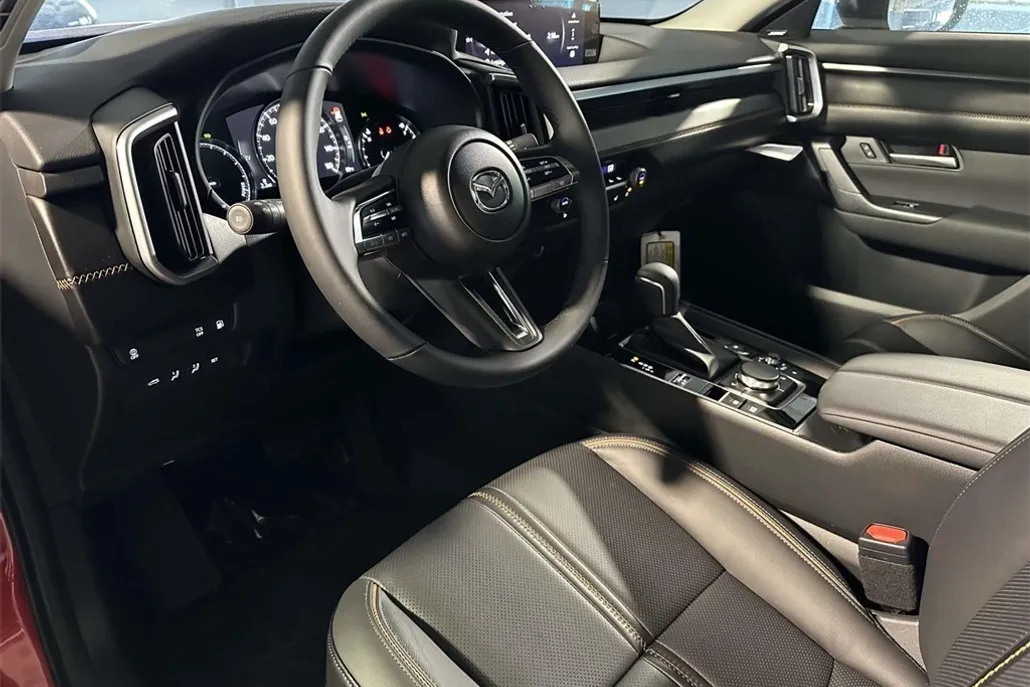 2025 Mazda CX-50 Premium photo 1