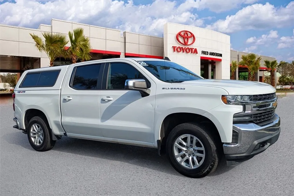 2020 Chevrolet Silverado 1500 LT photo 1