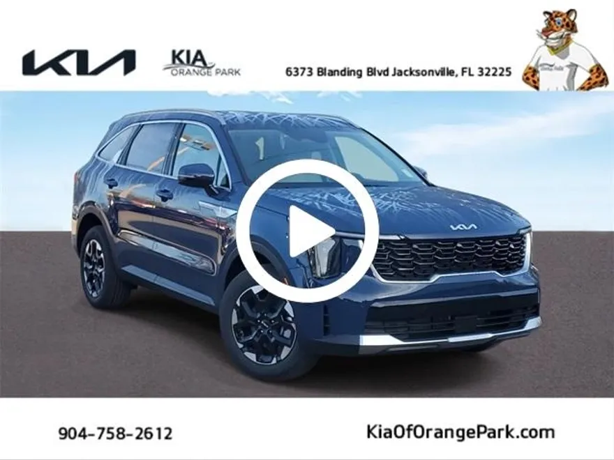 2025 Kia Sorento S photo 1