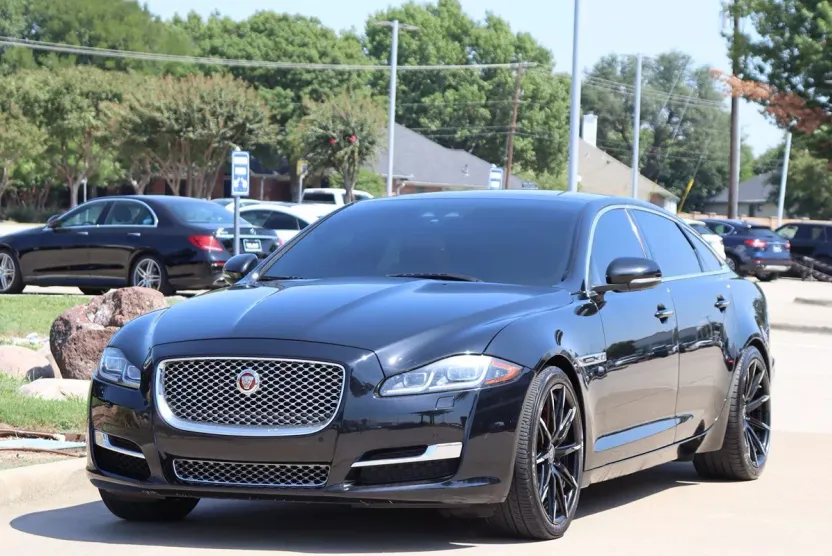 2018 Jaguar XJ XJL Supercharged photo 1