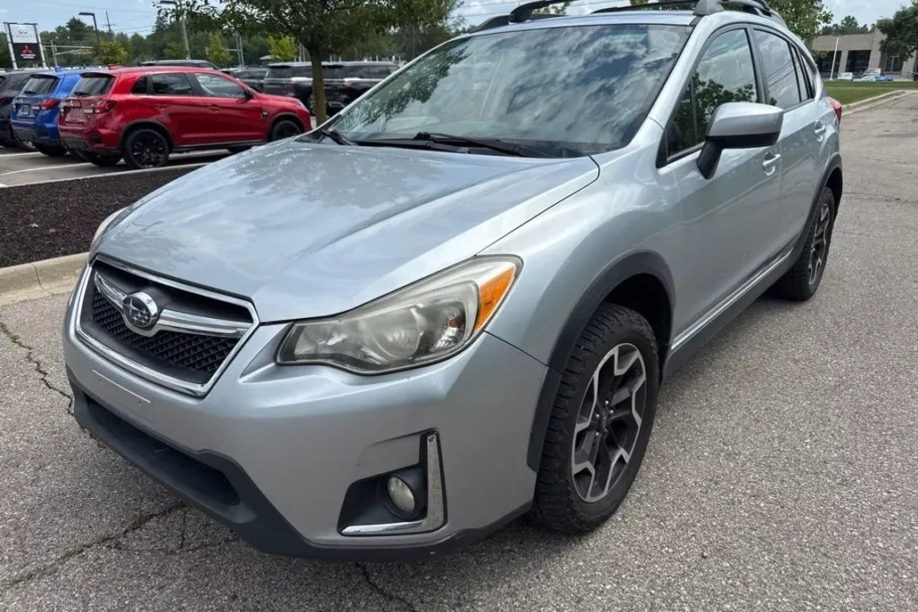 2016 Subaru Crosstrek 2.0i Premium photo 1