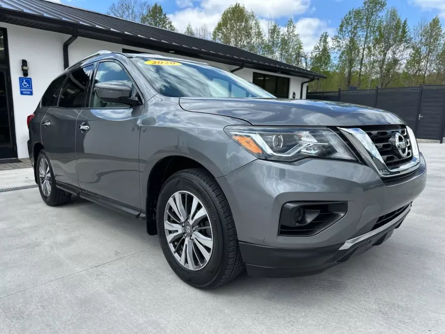 2020 Nissan Pathfinder S photo 1
