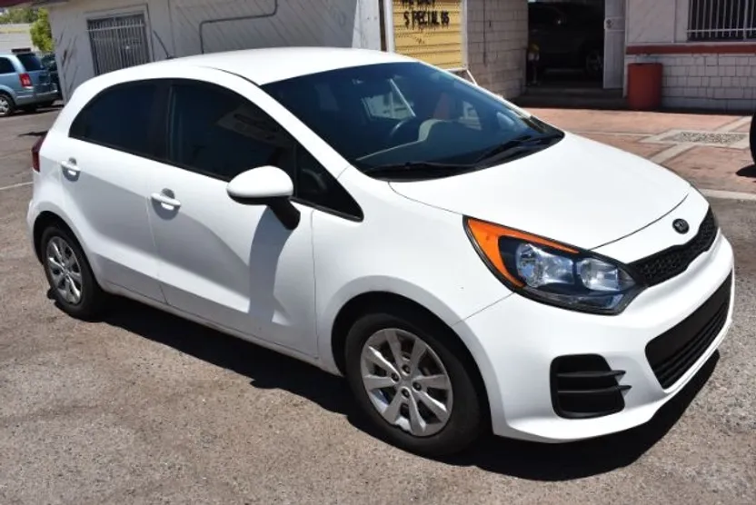 2016 Kia Rio LX photo 1