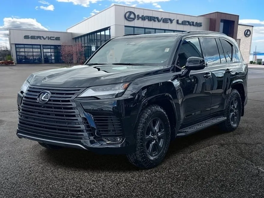 2025 Lexus LX photo 1