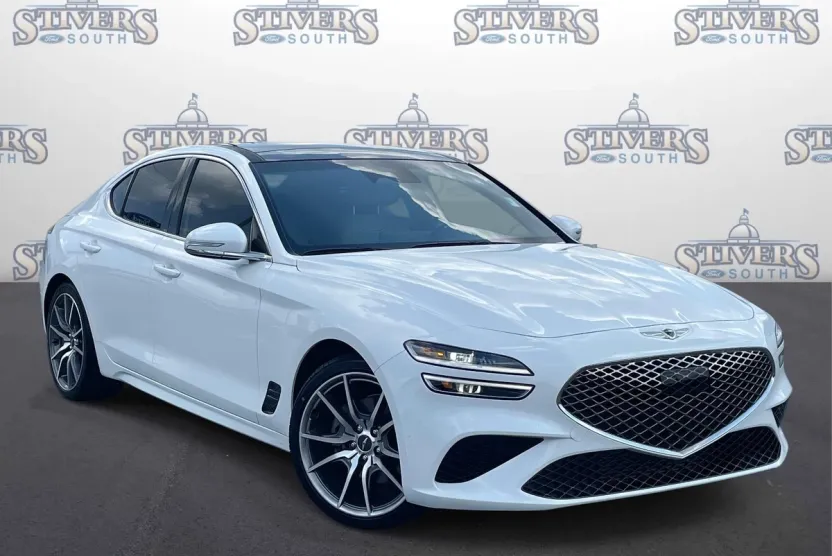 2022 Genesis G70 2.0T photo 1