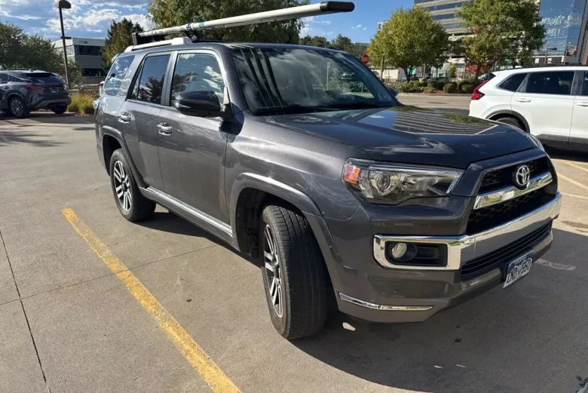 2018 Toyota 4Runner Limited photo 1