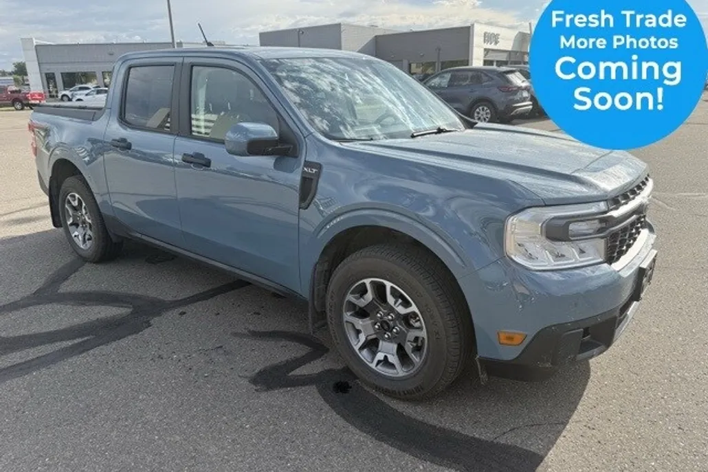 2022 Ford Maverick XLT photo 1