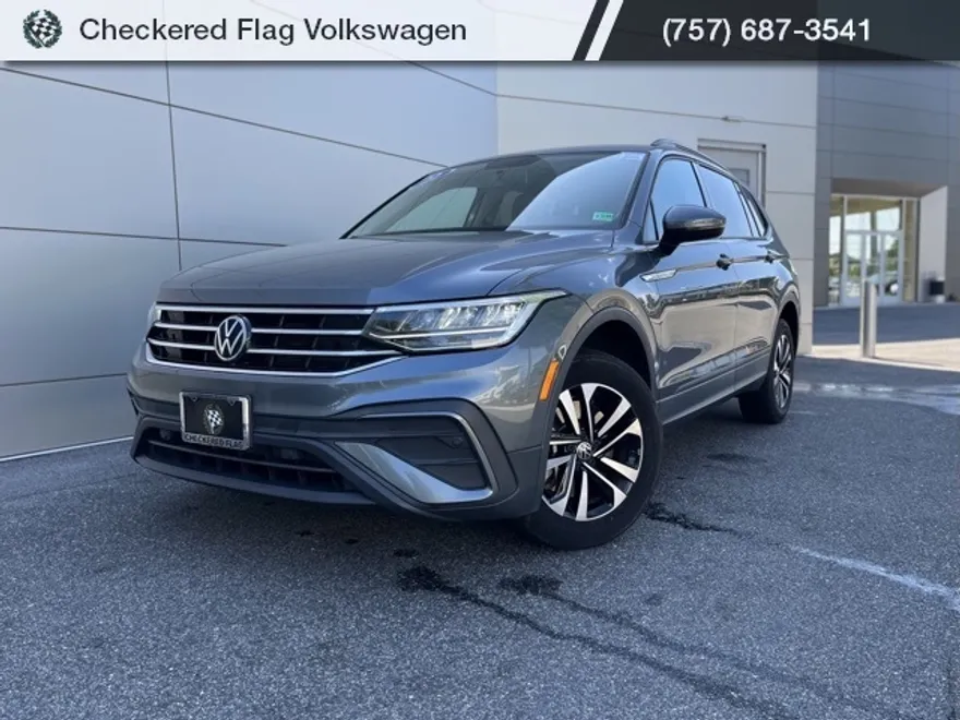 2022 Volkswagen Tiguan S photo 1