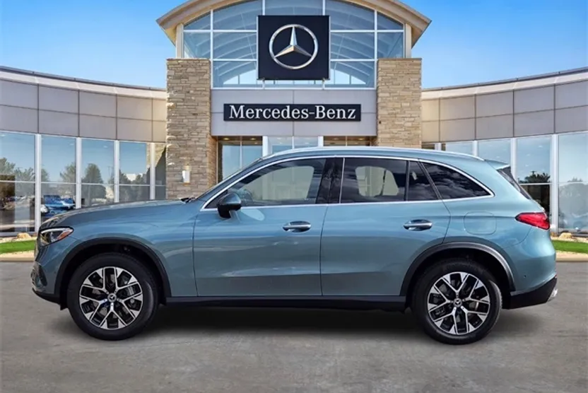 2026 Mercedes Benz GLC 350e 4MATIC photo 1
