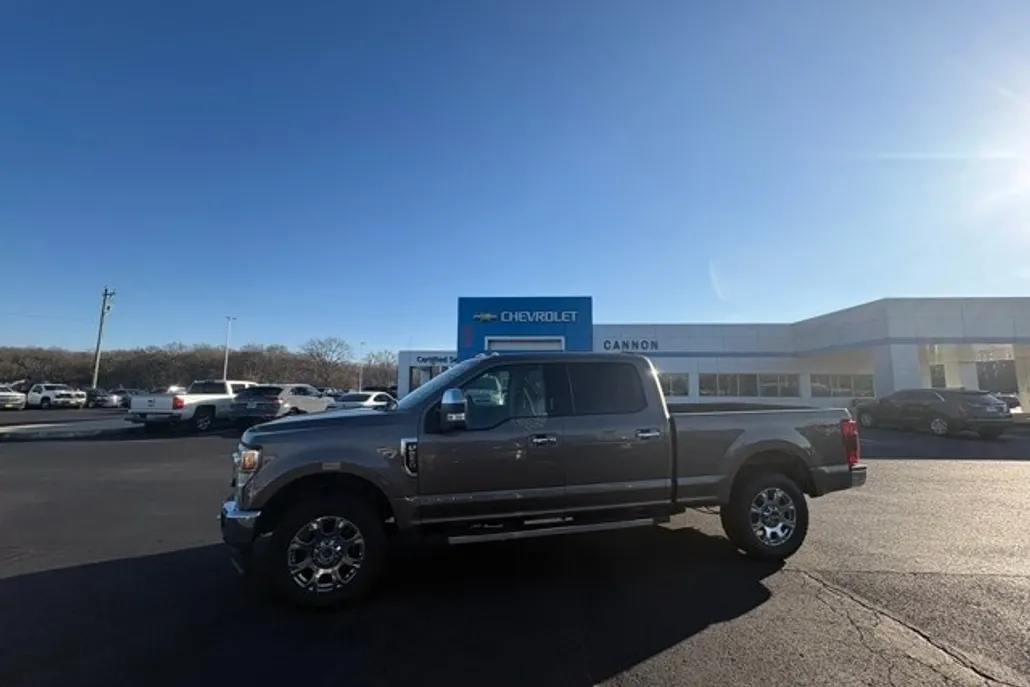 2020 Ford F-250 Lariat photo 1