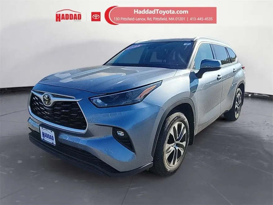 2022 Toyota Highlander XLE photo 1