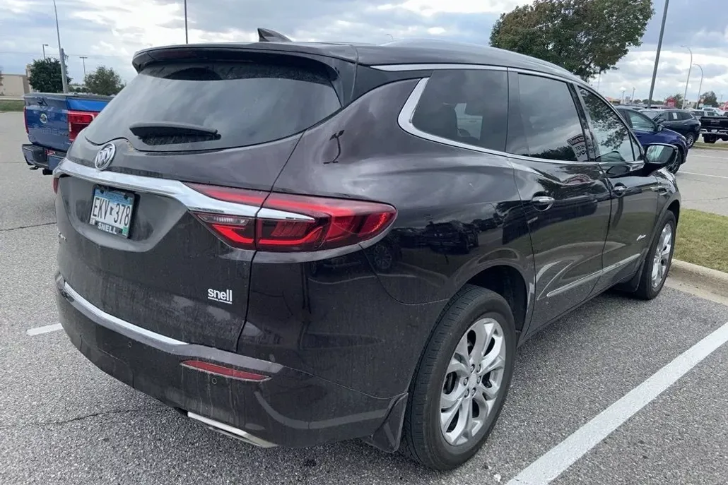 2020 Buick Enclave Avenir photo 1