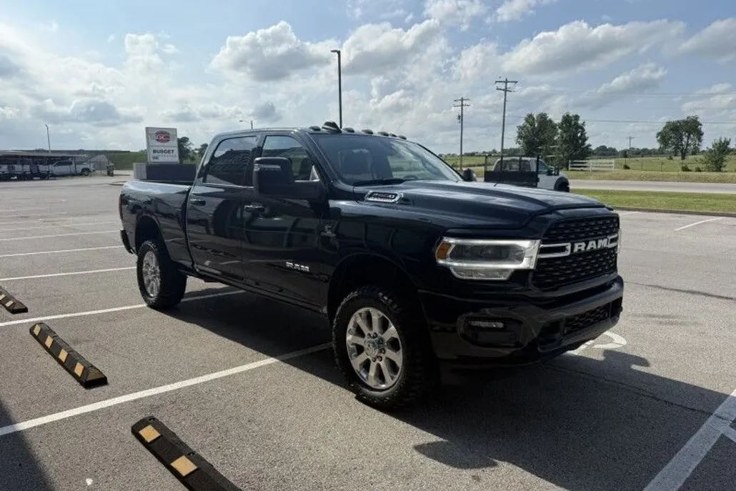 2023 Ram 2500 Big Horn photo 1