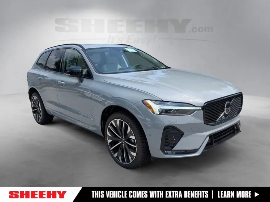 2026 Volvo XC60 B5 photo 1