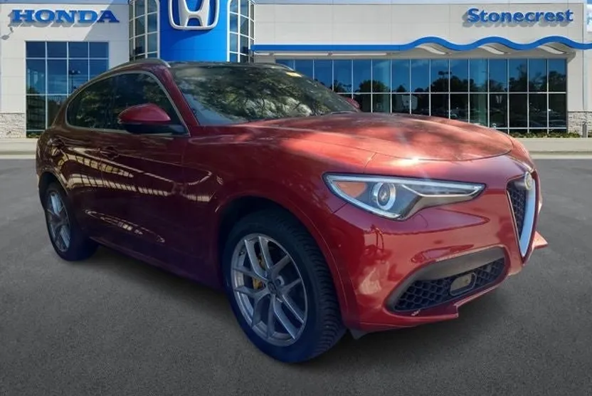 2021 Alfa Romeo Stelvio Ti photo 1