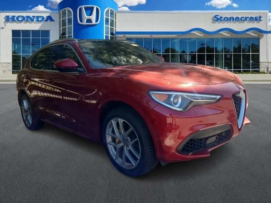 2021 Alfa Romeo Stelvio Ti photo 1