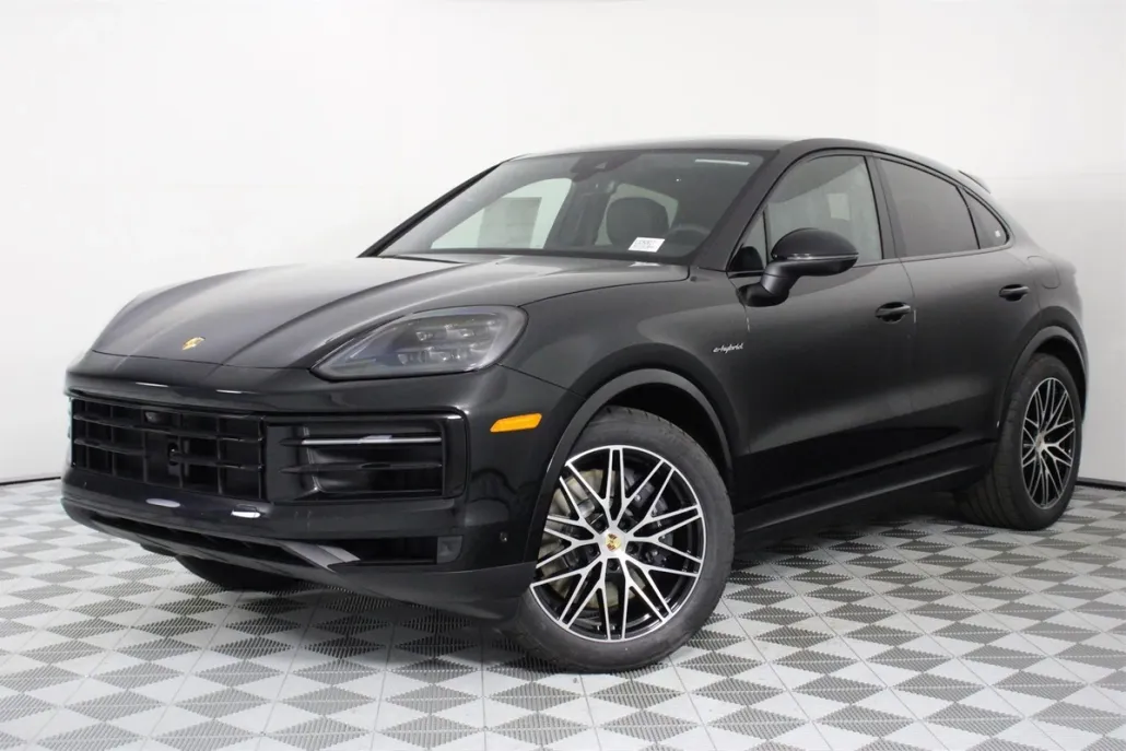2025 Porsche Cayenne E-Hybrid Coupe photo 1