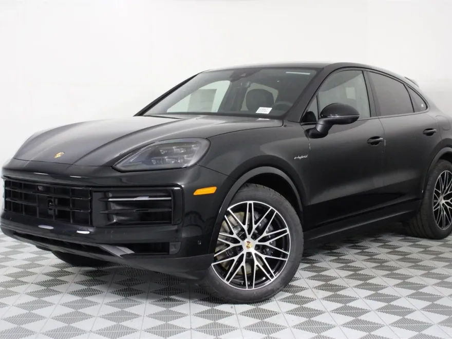 2025 Porsche Cayenne E-Hybrid Coupe photo 1