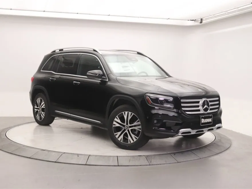 2025 Mercedes Benz GLB 250 photo 1