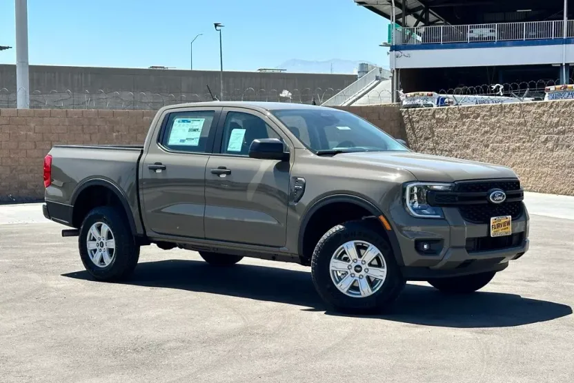 2025 Ford Ranger XL photo 1
