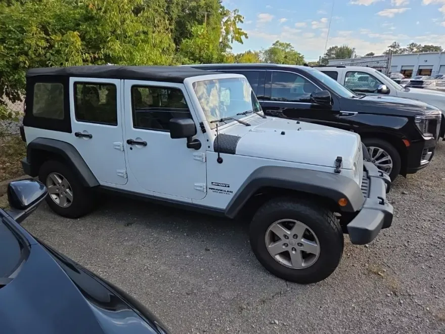2015 Jeep Wrangler Unlimited Sport photo 1